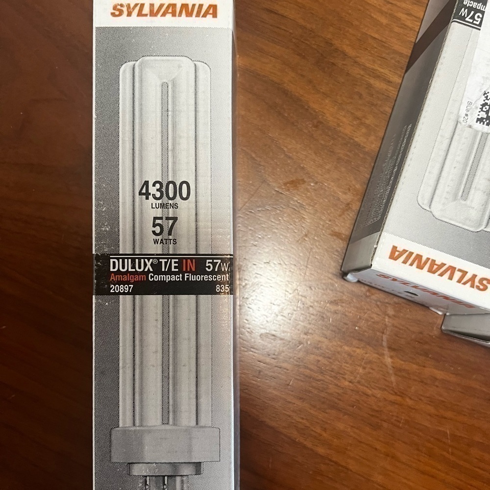 Sylvania Dulux T/E 4300 lumens 57w lightbulb set of 5